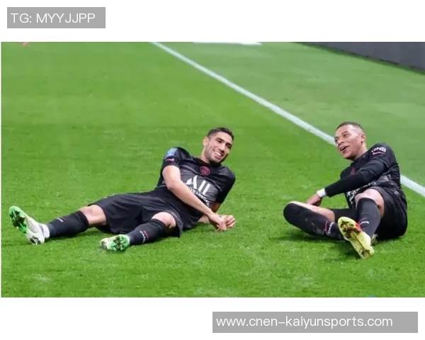 阿什拉夫将由巴黎医疗团队陪同前往国家队进行康复治疗