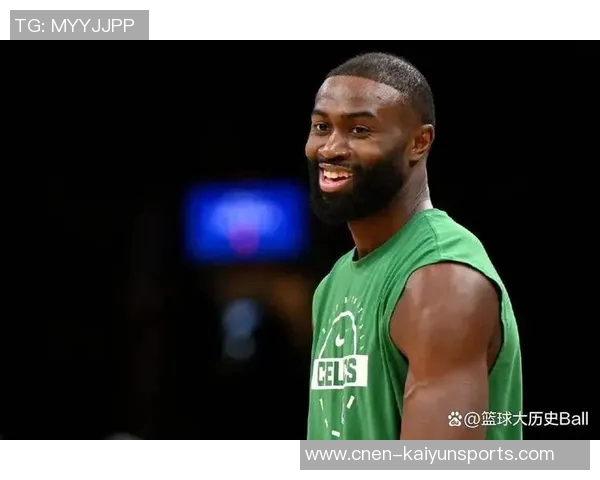 杰伦布朗首节火力全开半场狂砍20分助力球队表现出色